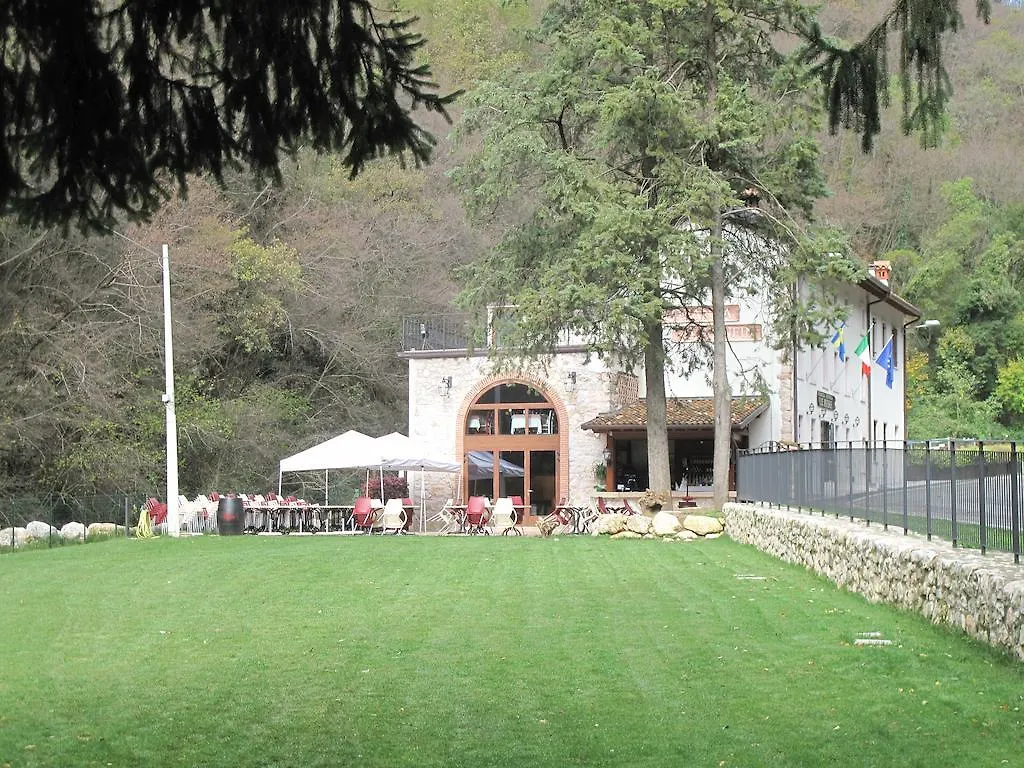 Locanda Al Confin - Osteria Le Piere Bed & Breakfast Pigozzo Italy